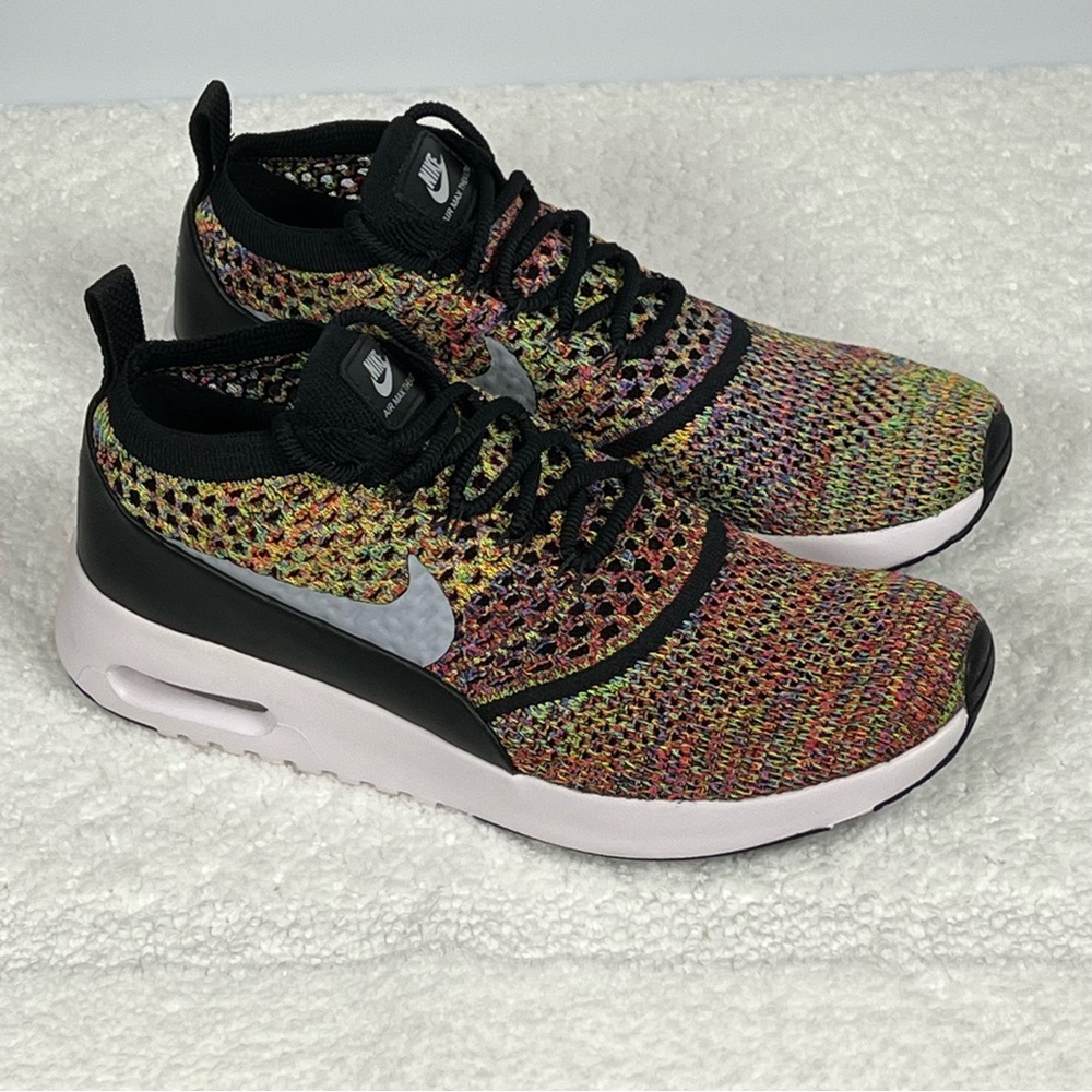 Women’s Nike Air Max Thea Ultra Flyknit sneakers. Size 8.5, Multicolor.